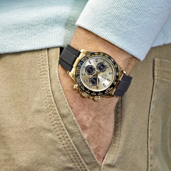 Rolex Cosmograph Daytona 116518LN-0040 Yellow Gold Champagne Black Dial