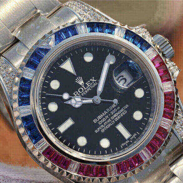 Rolex Submariner M126610LN-0007 Silver Blue/Red Diamond