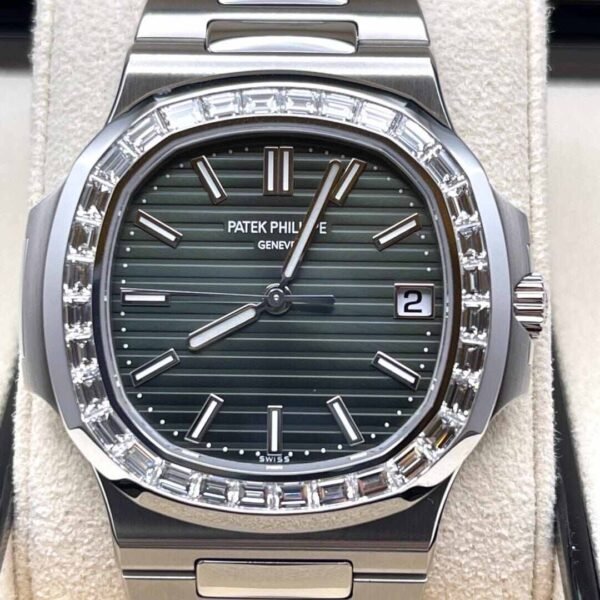 Patek Philippe Nautilus 5711/1300A Stainless Steel Green Dial Diamond Bezel