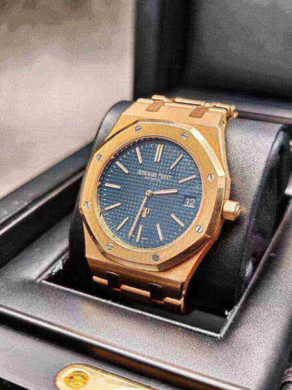 Audemars Piguet Oak Jumbo Extra-thin 39mm Blue dial Yellow Gold Watch 15202BA.OO.1240BA.01