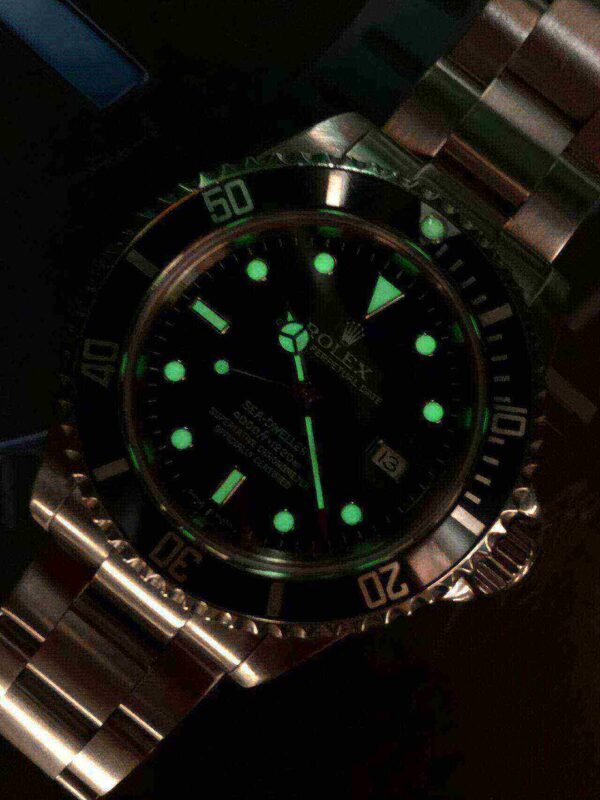Rolex Sea-Dweller 116600 40mm Steel Automatic Black Dial