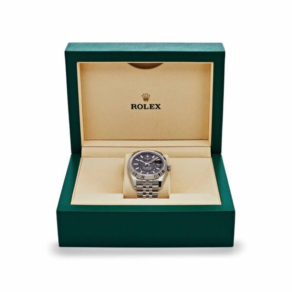 Rolex Sky-Dweller 326934 Stainless Steel Blue Dial Jubilee