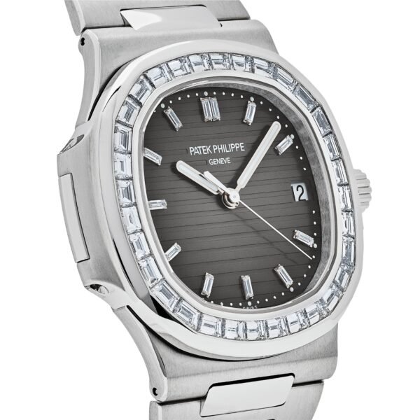 Patek Philippe Nautilus 5711/110P-001 Platinum Grey Dial Diamond Bezel