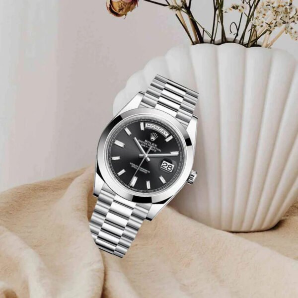 Rolex Day-Date 40 Presidential Black dial, Smooth Bezel, President bracelet, Watch 228206-0013