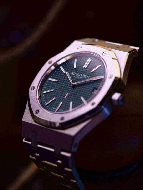 Audemars Piguet Oak Jumbo Extra-Thin, 39mm, Titanium, blue dial, 15202IP.OO.1240IP.01