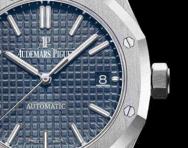 Audemars Piguet Oak Selfwinding Blue dial, 37mm, Stainless steel, 15450ST.OO.1256ST.03
