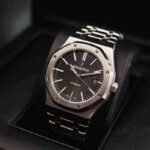 Audemars Piguet Oak Selfwinding with Black Dial 41mm Stainless Steel Watch 15400ST.OO.1220ST.01