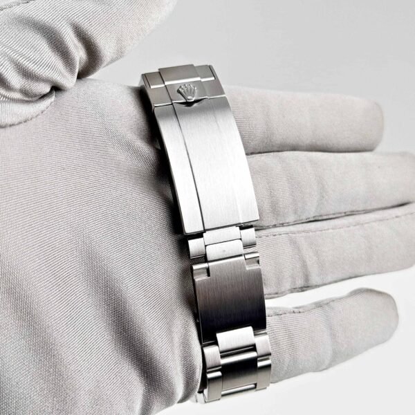 Rolex Sea-Dweller 126600 Stainless Steel Black Dial (2024)