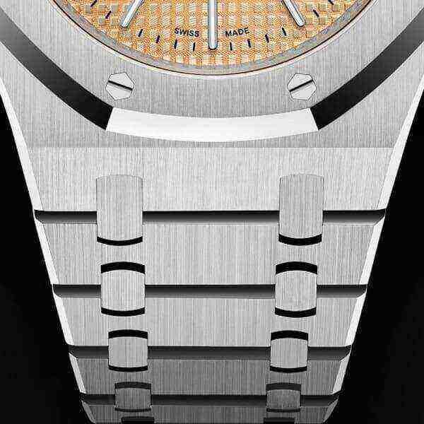 Audemars Piguet Oak Jumbo Extra-Thin Ref. # 15202BC.OO.1240BC.01
