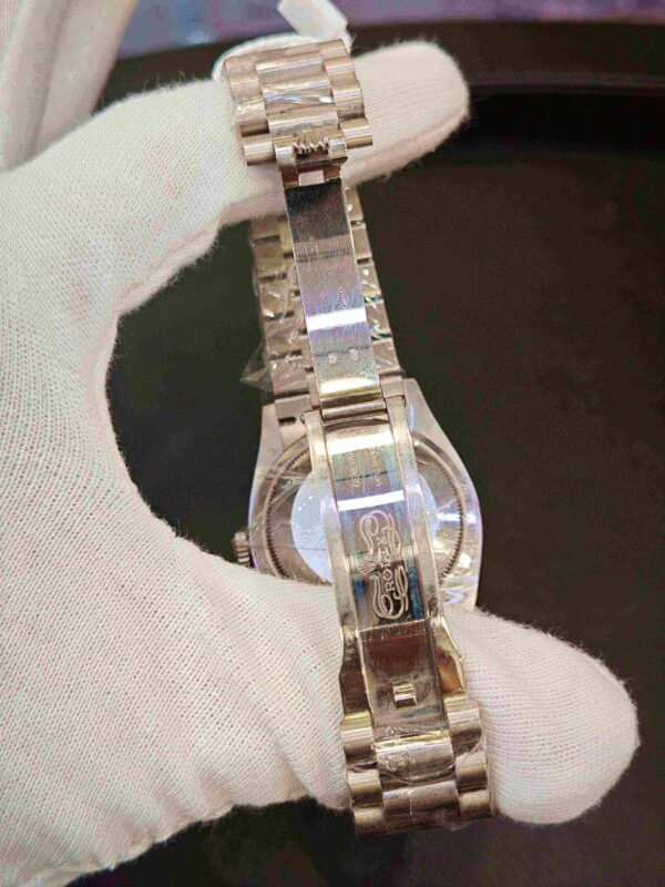 Rolex Day-Date 128239-0059 White Gold White Dial