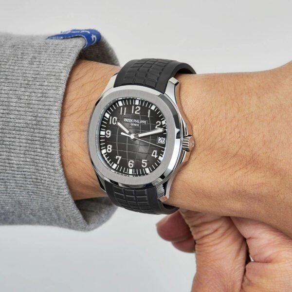 Patek Philippe Aquanaut 5167A-001 Selfwinding Stainless Steel Black Dial