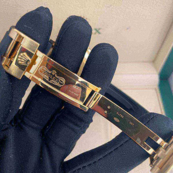 Rolex Cosmograph Daytona 116518LN-0041/33 40mm 18ct Yellow Gold Automatic White Dial