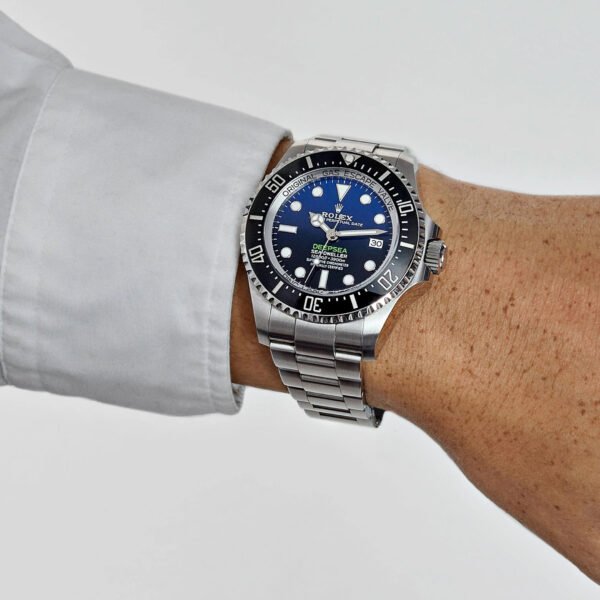Rolex Deepsea Sea-Dweller 136660 'James Cameron' Stainless Steel Blue Dial