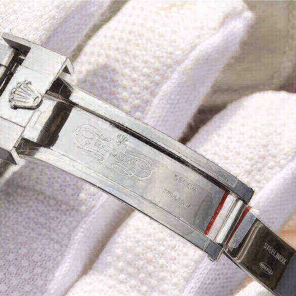 Rolex Submariner M126610LN-0007 Silver Blue/Red Diamond