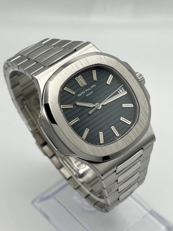 Patek Philippe Nautilus 5711/1A-001 Stainless Steel Blue Dial
