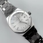 Audemars Piguet Royal Oak 77350ST.OO.1261ST.01 Stainless Steel Silver-toned Dial (2024)