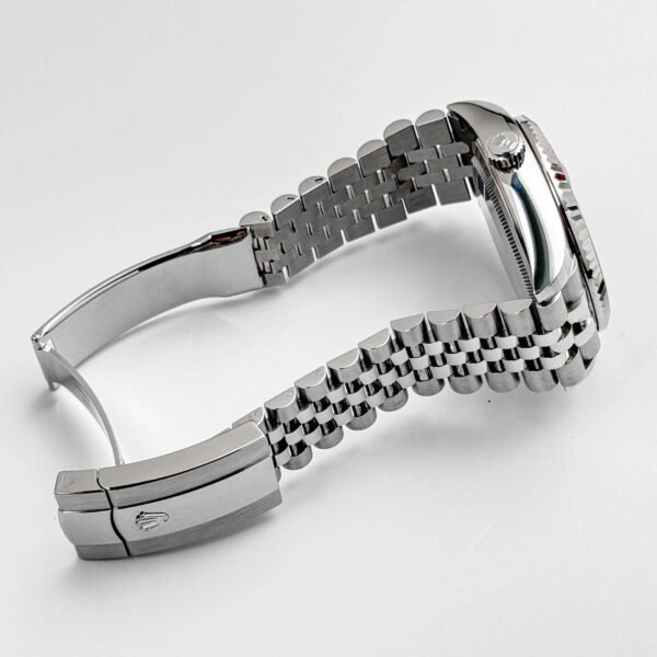 Rolex Sky-Dweller 326934 Stainless Steel Blue Dial Jubilee