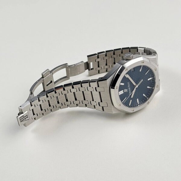 Audemars Piguet Royal Oak 15500ST.OO.1220ST.01 Selfwinding Stainless Steel Blue Dial (2022)