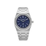 Audemars Piguet Royal Oak 16202BC.OO.1240BC.02 'Jumbo' Extra-Thin White Gold Grainy Blue Dial (2024)