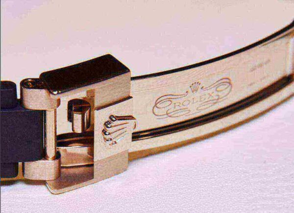 Rolex Yacht-Master 116655 Black 40mm Automatic Black Dial 18 ct Everose Gold