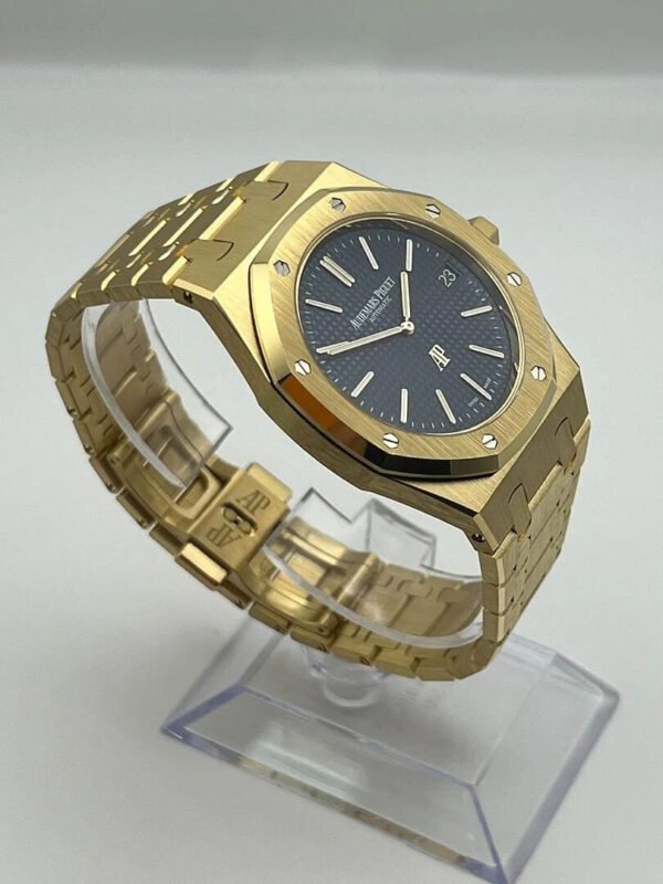 Audemars Piguet Royal Oak 15202BA.OO.1240BA.01 'Jumbo' Extra Thin Yellow Gold Blue Dial (2021)