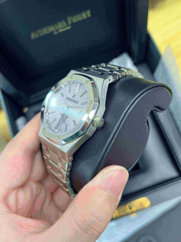 Audemars Piguet Oak Selfwinding 41mm Titanium, Limited Edition Watch 15403IP.OO.1220IP.01