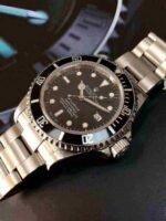 Rolex Sea-Dweller 116600 40mm Steel Automatic Black Dial