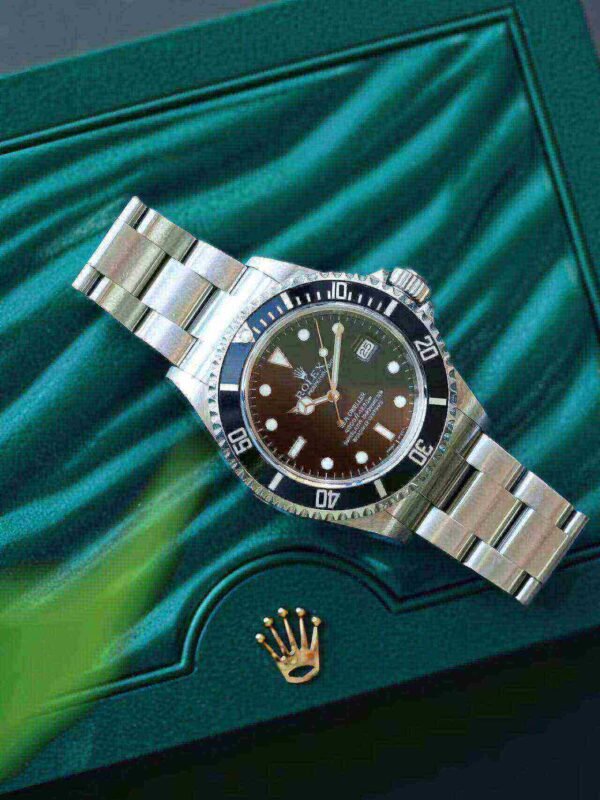 Rolex Sea-Dweller 116600 40mm Steel Automatic Black Dial
