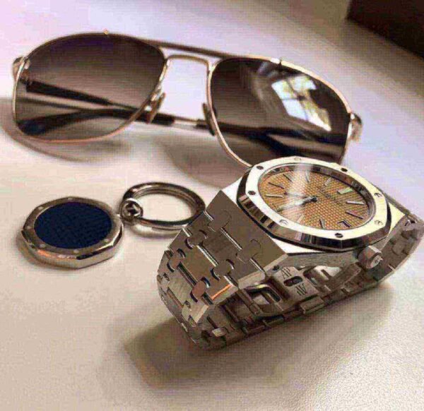 Audemars Piguet Oak Jumbo Extra-Thin Ref. # 15202BC.OO.1240BC.01