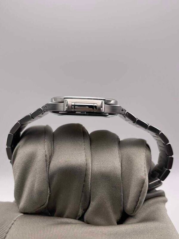 Patek Philippe Nautilus 7118/1A-001 'Ladies' Blue Dial